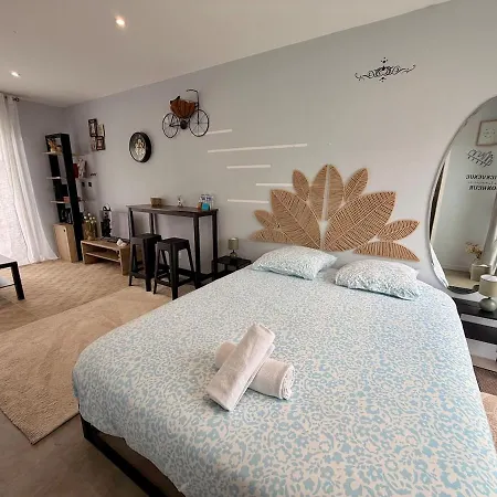 Montand - Independant Pour 4 Personnes Hébergement de vacances *